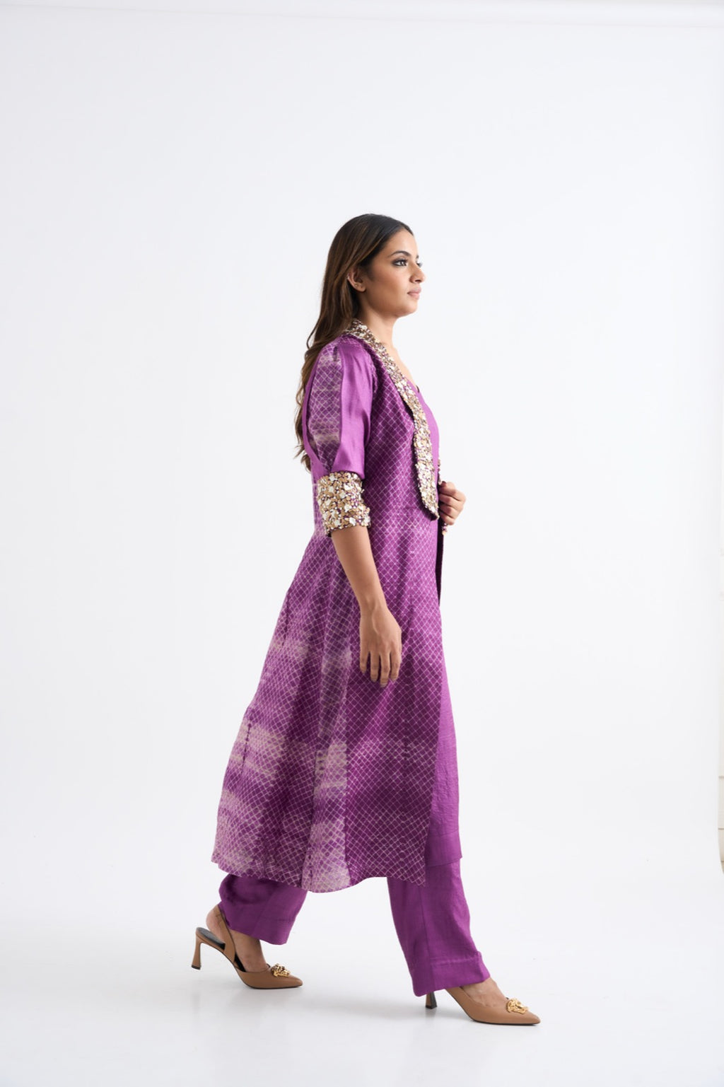 Purple Collar & Sleeves Embroidery Suit