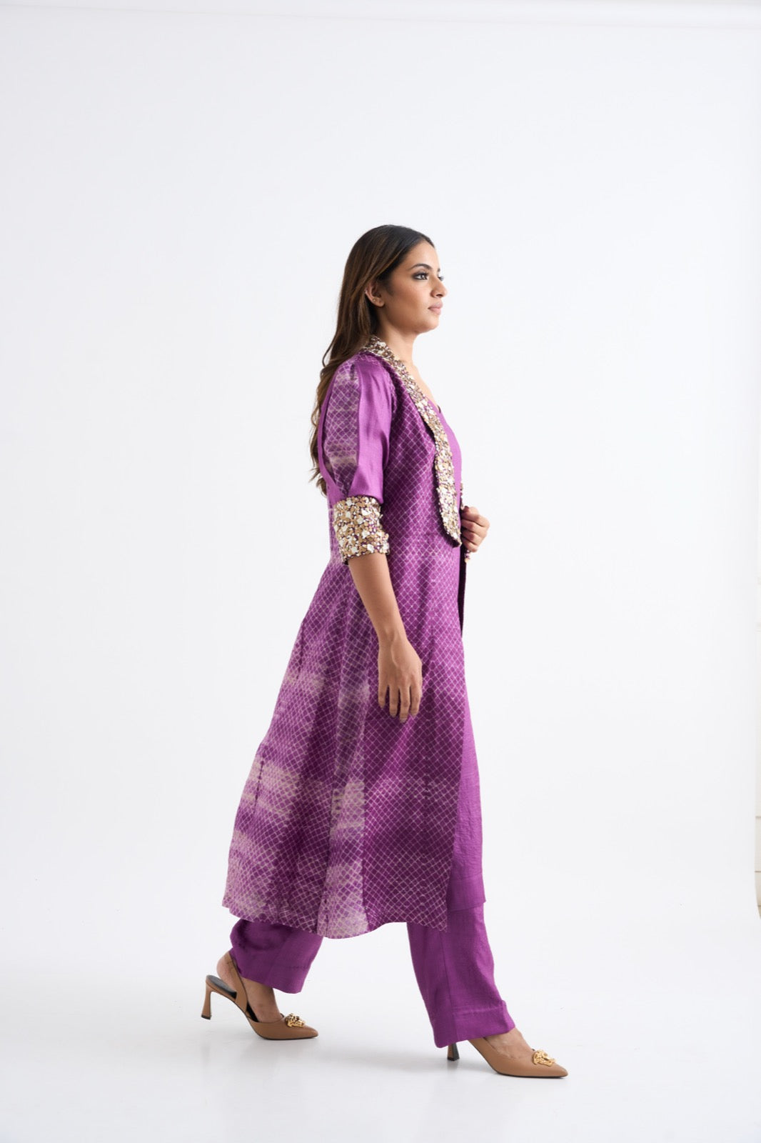 Purple Collar & Sleeves Embroidery Suit